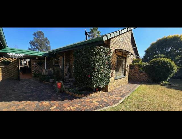 4 BEDROOM HOUSE FOR SALE IN VAALPARK